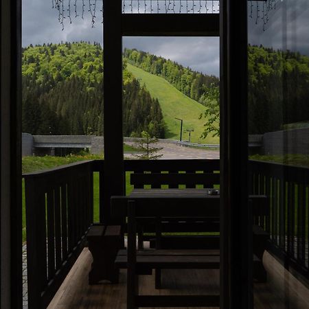 Greitser Elit Chalet Bukovel Eksteriør billede