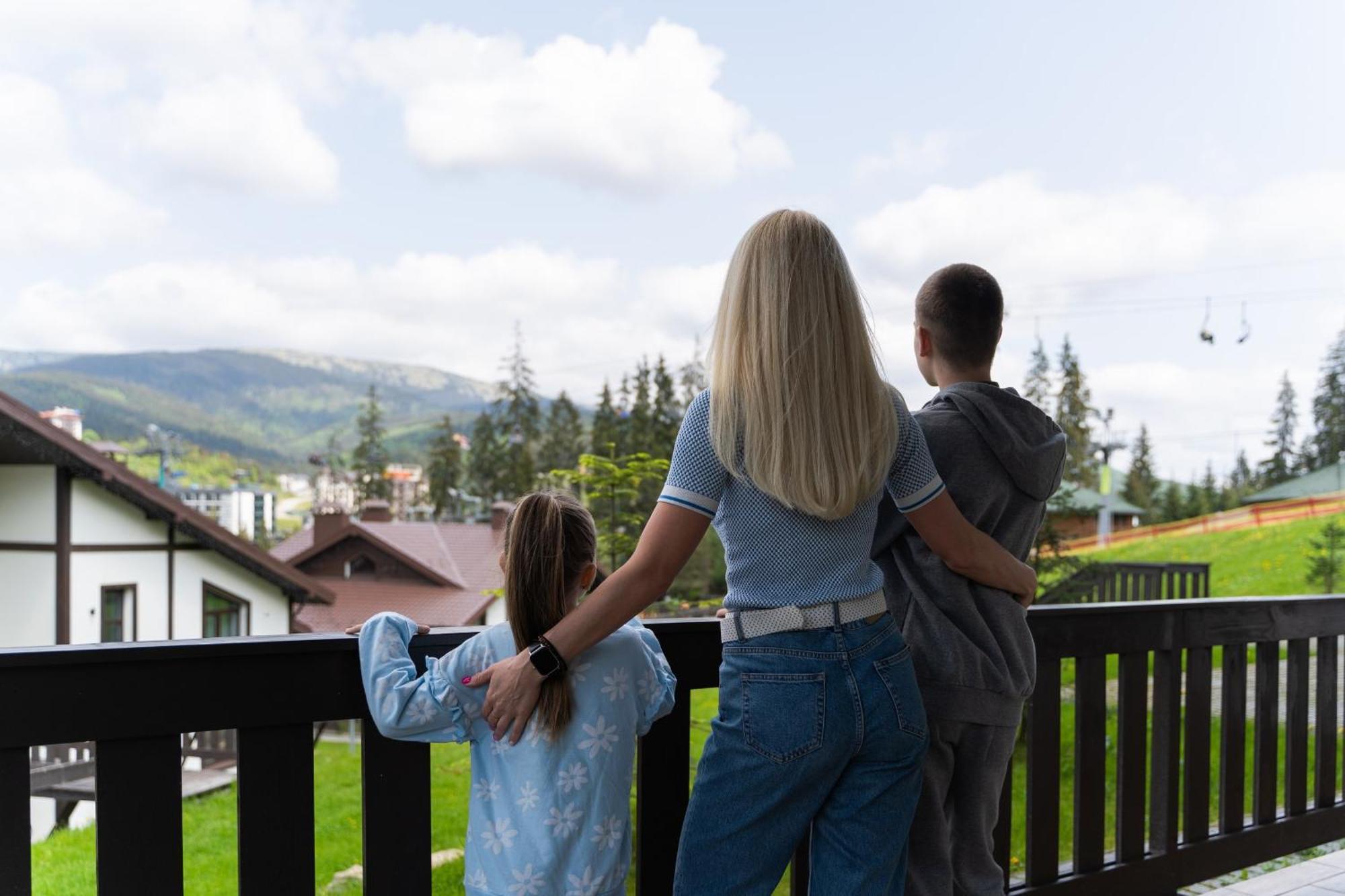 Greitser Elit Chalet Bukovel Eksteriør billede